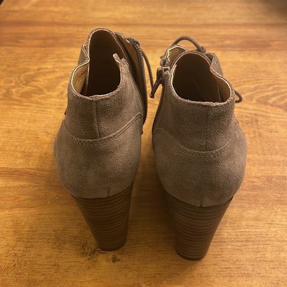 LUCKY BRAND WEDGE BOOTIES - Picture 3 of 8